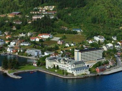 Hotel Kviknes 4*